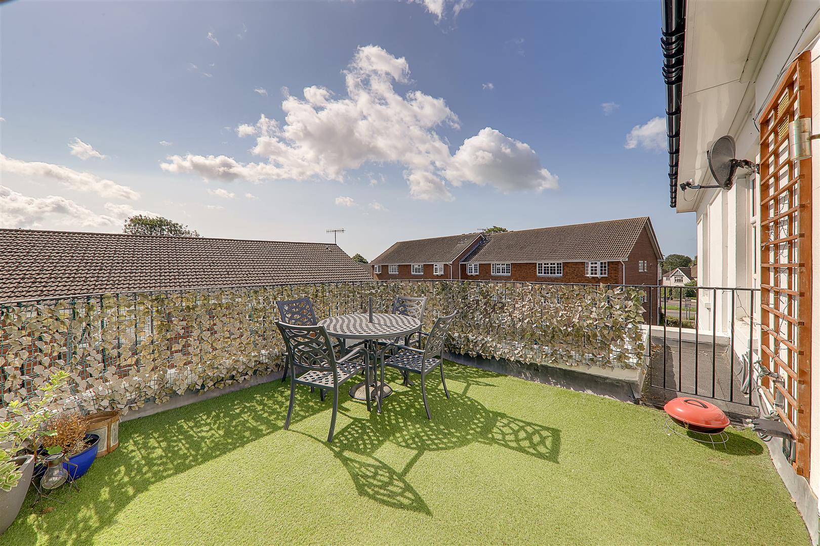 Flat | Grove Lodge, Broadwater, BN14 | Sold - Subject to Contract